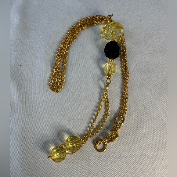 Three goldtone layering style necklaces - Picture 7 of 8